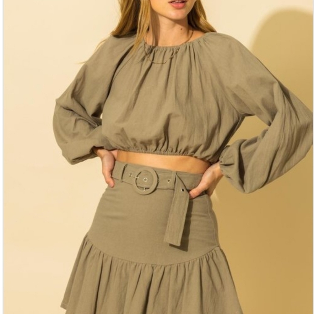 Very nice two piece set in olive color,  from Hyfve brand